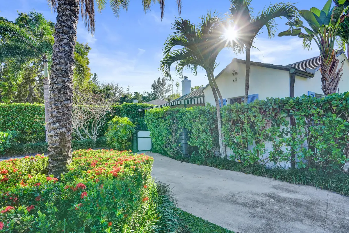 Driveway off Swinton at 246 N Swinton Avenue, Delray Beach