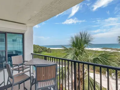 1700 Ocean Drive 306, Vero Beach – sold