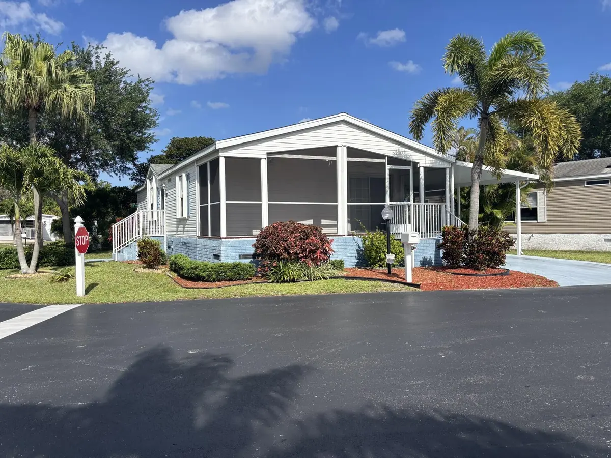 70e5f10d-9665-48a6-82ba-dc7e32493463 at 6950 NW 44th Avenue, Coconut Creek