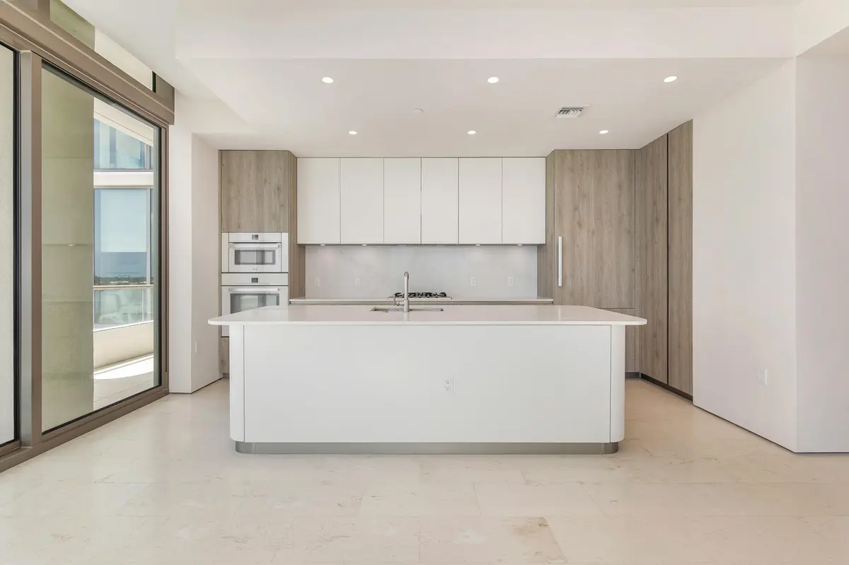 low-11 at 200 Arkona Court 504, West Palm Beach