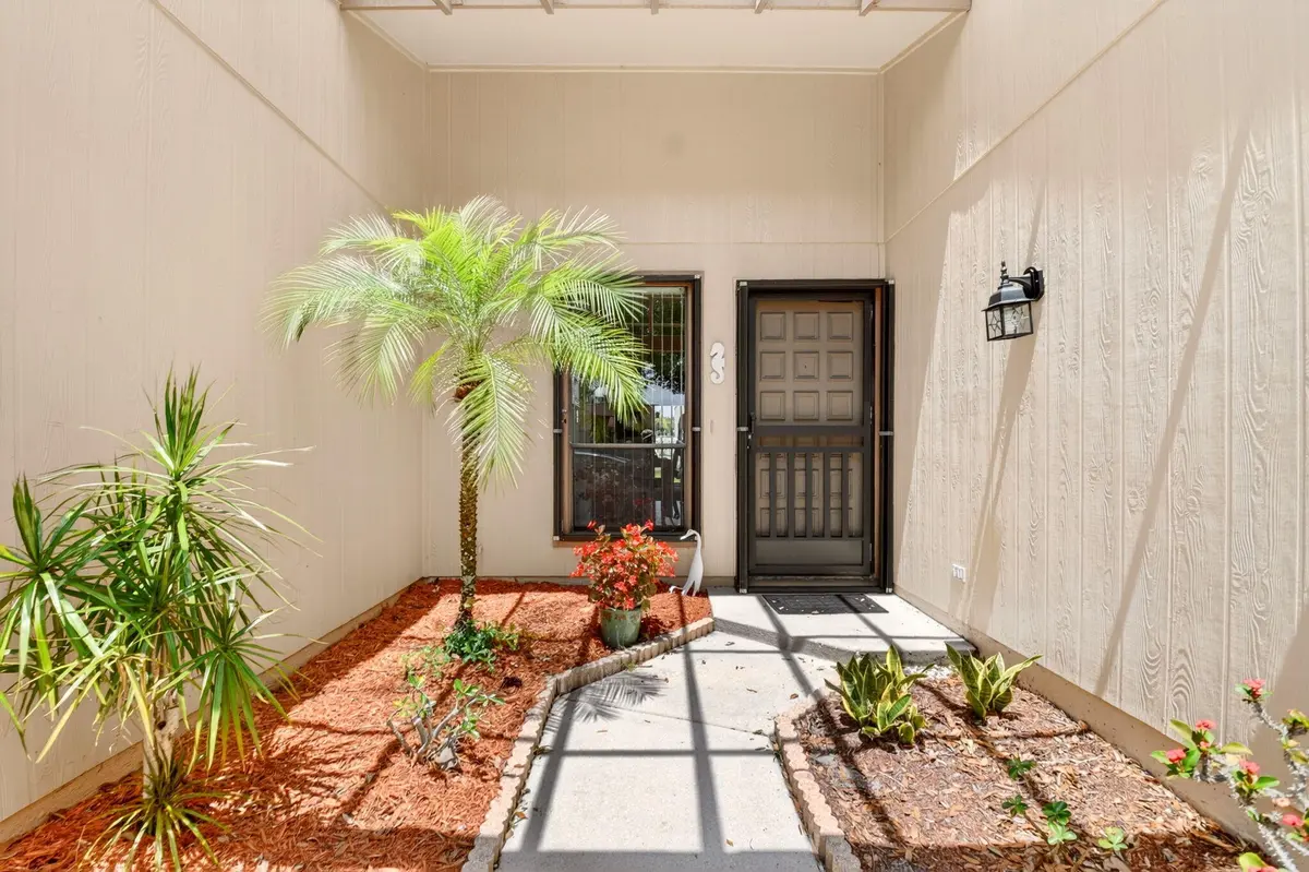 7-web-or-mls-DSC_0972 at 6 Farnworth Drive, Boynton Beach