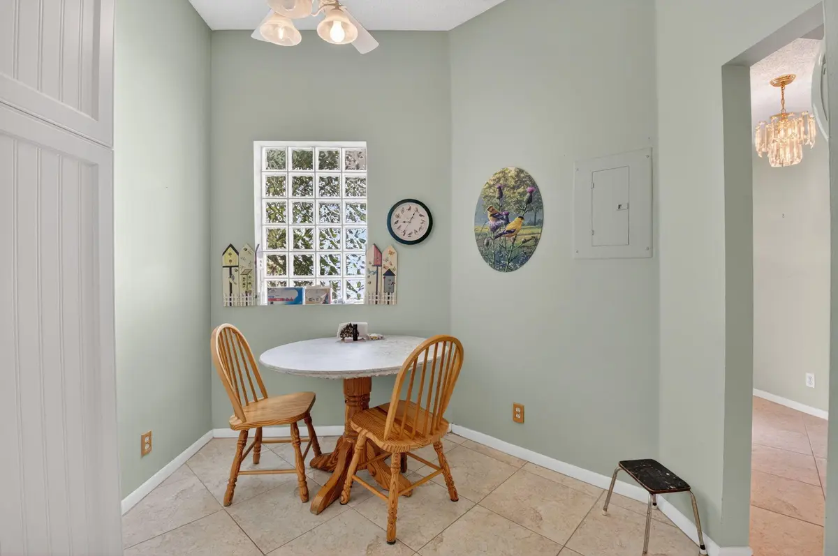 Eat in Area in Kitchen at 5430 Venetia Court N, Boynton Beach