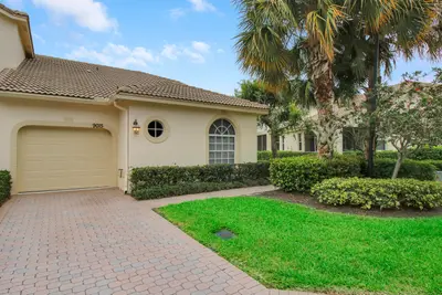9015 Sand Shot Way, Port St. Lucie – Townhouse for sale