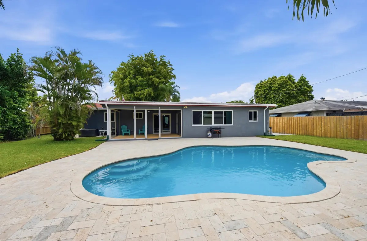 Pool at 316 Riverdale Road, Palm Springs
