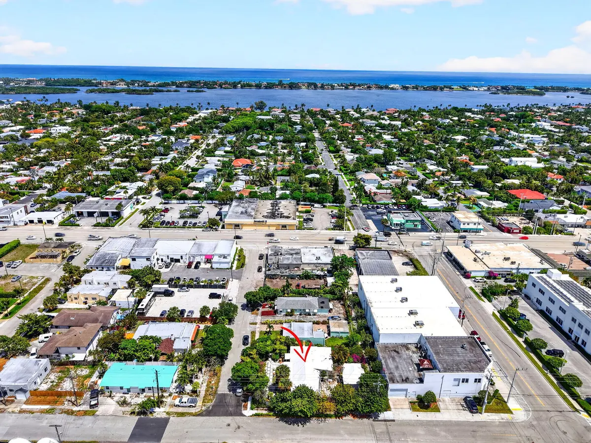 14-web-or-mls-DJI_20260415140637_0628_D at 424 Oxford Street, West Palm Beach