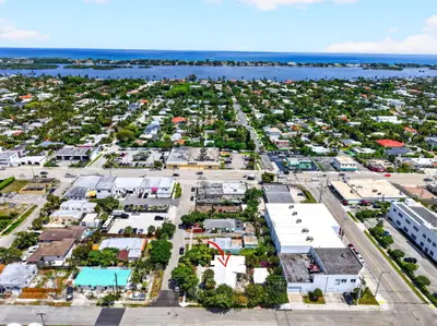 424 Oxford Street, West Palm Beach – sold