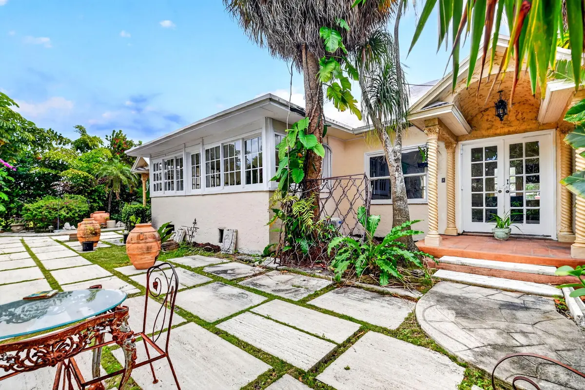 41-web-or-mls-DSC_1292 at 424 Oxford Street, West Palm Beach
