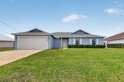 5737 NW Jigsaw Lane, Port St. Lucie – sold