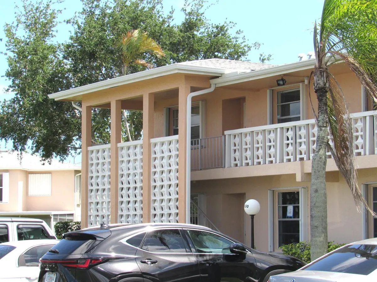 Walk-Up Entry at 1830 NW 18th Street 201, Delray Beach
