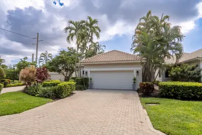 6670 NW 27th Avenue, Boca Raton – Single Family Residence for sale