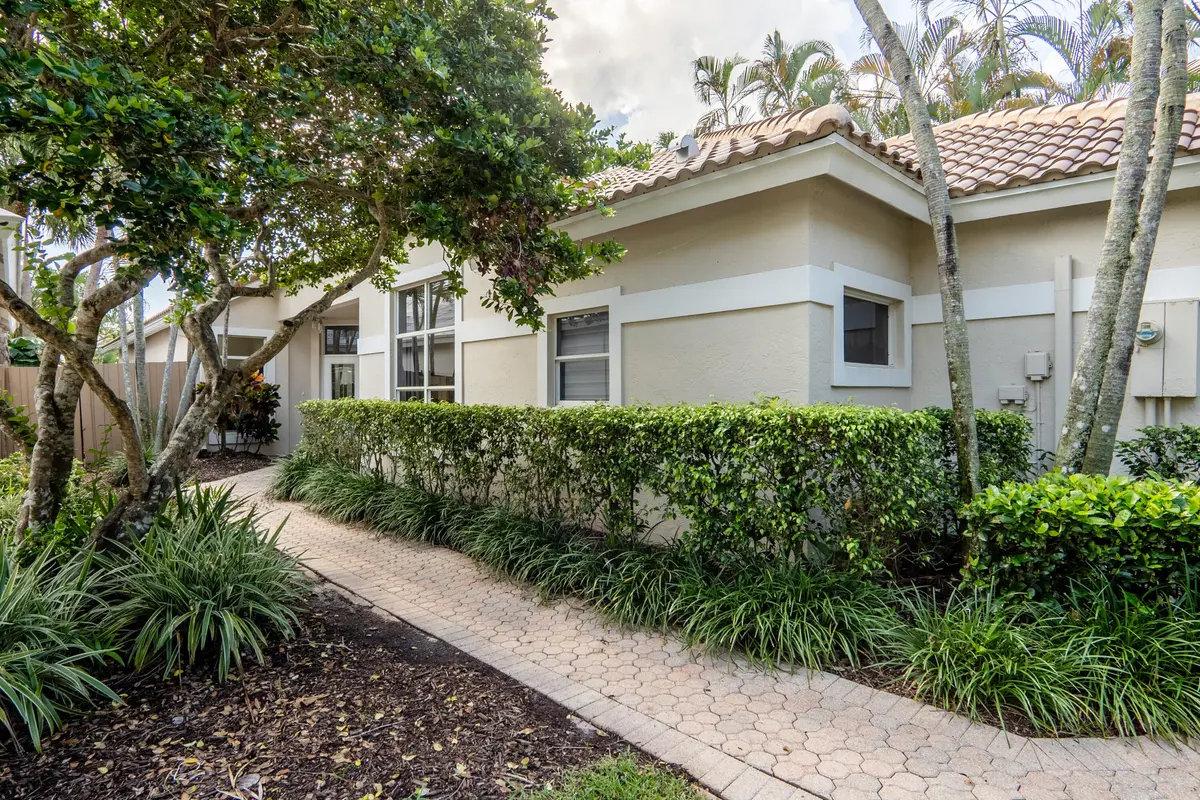 3JS03161-HDR at 6670 NW 27th Avenue, Boca Raton