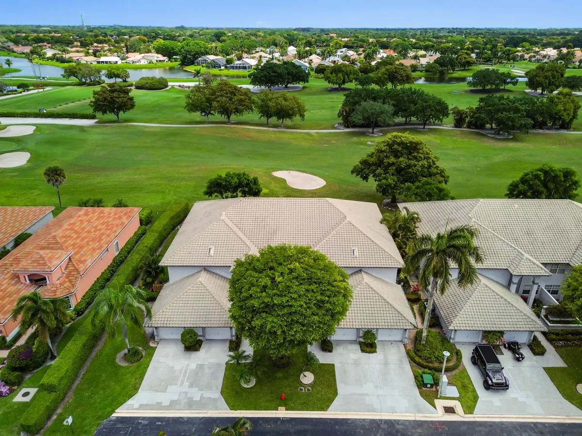 34 drone 01 at 11618 Briarwood Circle 4, Boynton Beach