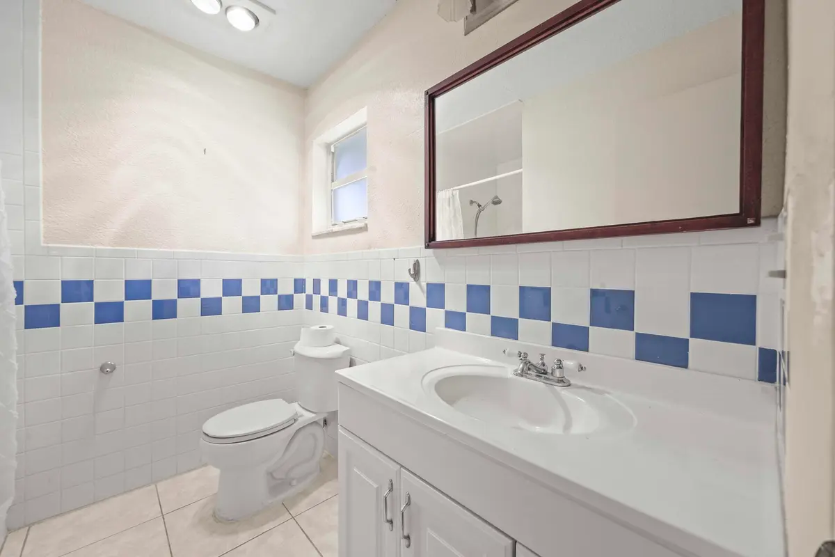 Primary Bathroom at 1590 SW 13th Terrace, Boynton Beach