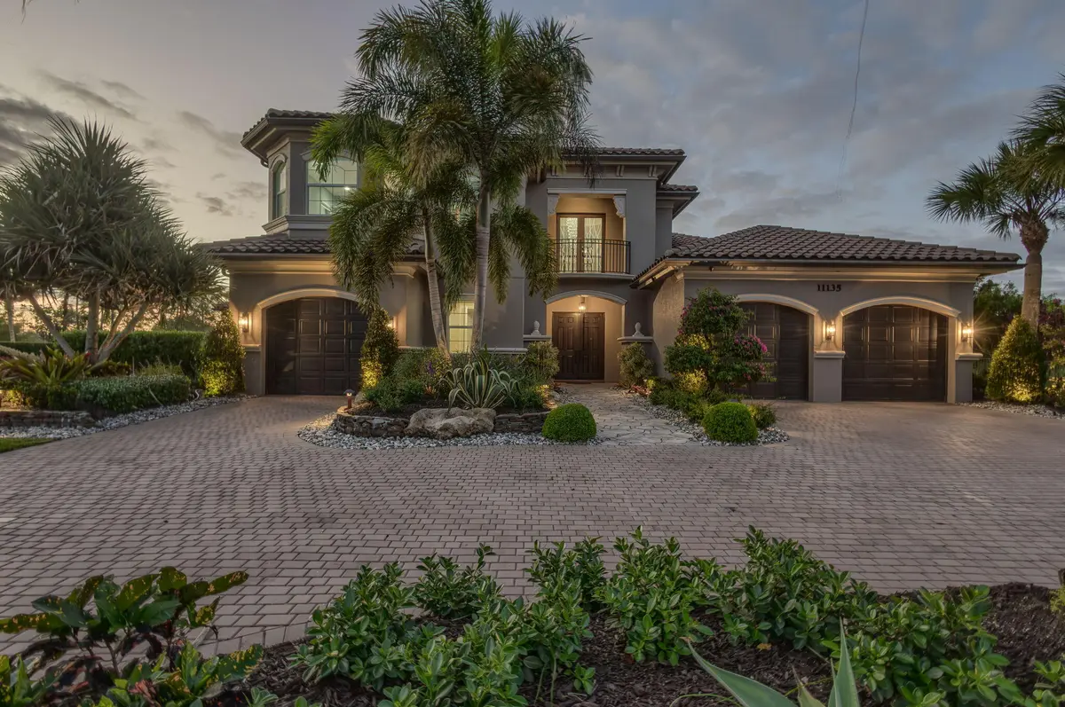 Front at 11135 Lynwood Palm Way, Palm Beach Gardens