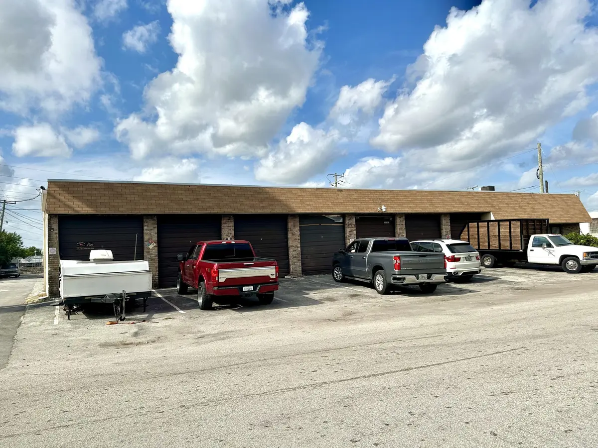 IMG_7446 at 4493 NW 8th  Avenue 3, Oakland Park