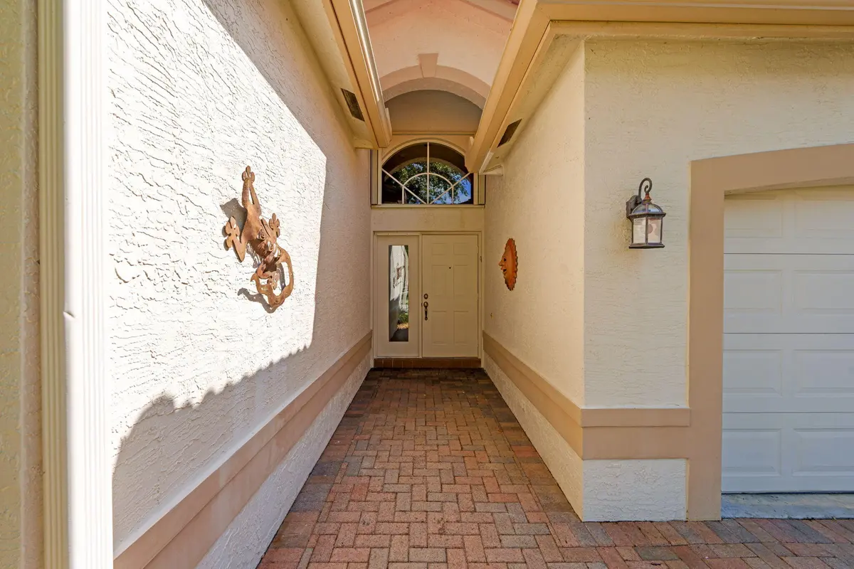4-web-or-mls-A7402026 (2) at 6530 Hawaiian Avenue, Boynton Beach