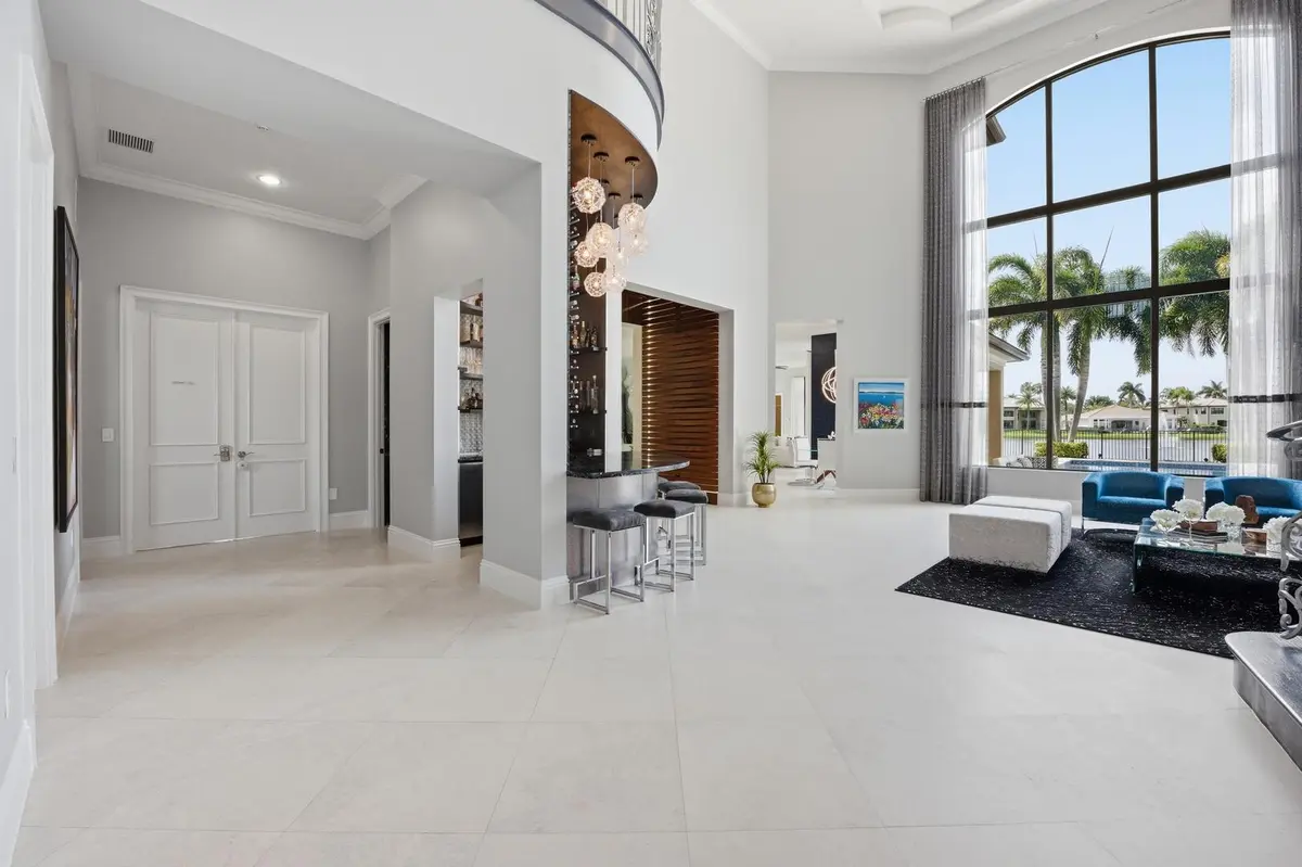 Natural Light at 16919 Crown Bridge Drive, Delray Beach