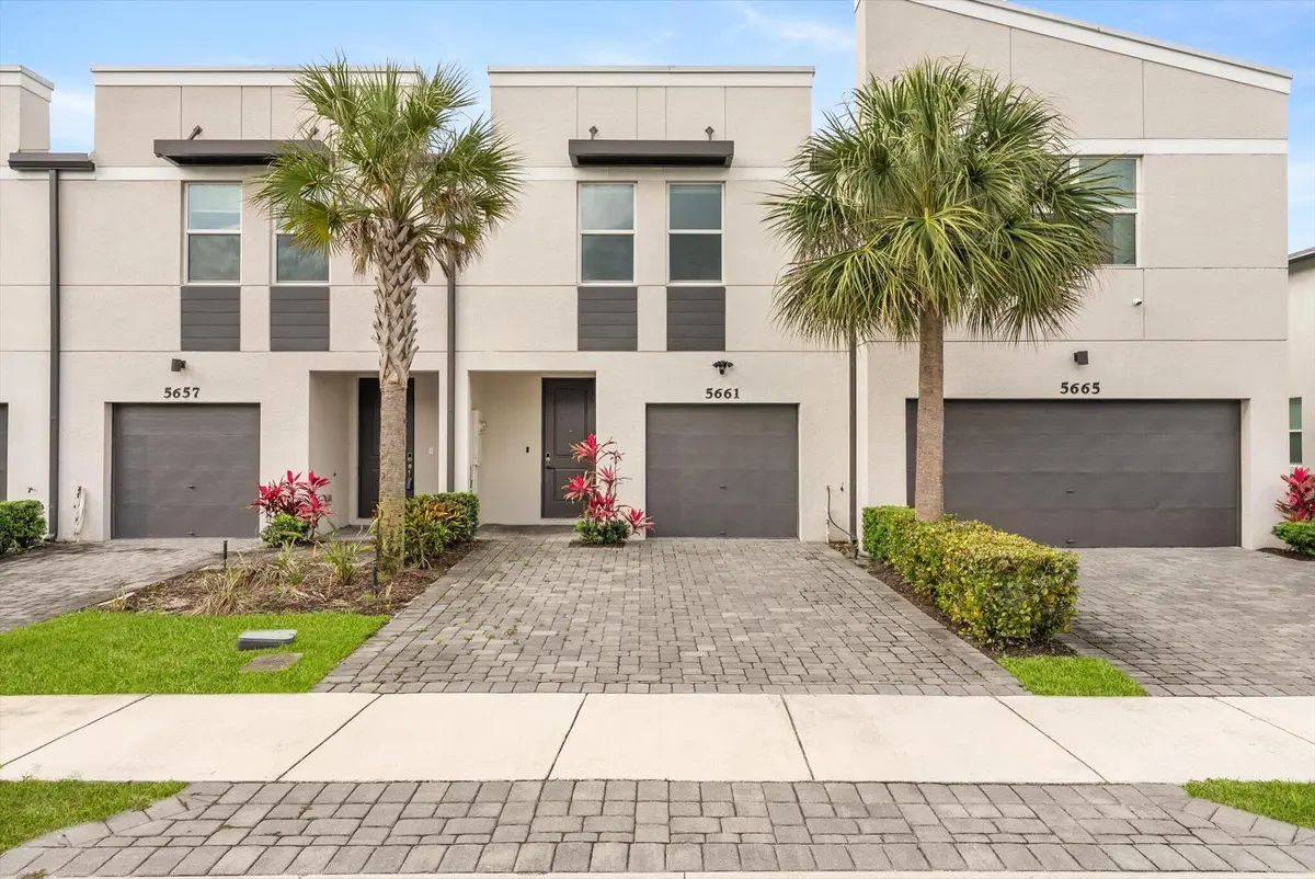 02-2 at 5661 Mentmore Drive, Mangonia Park