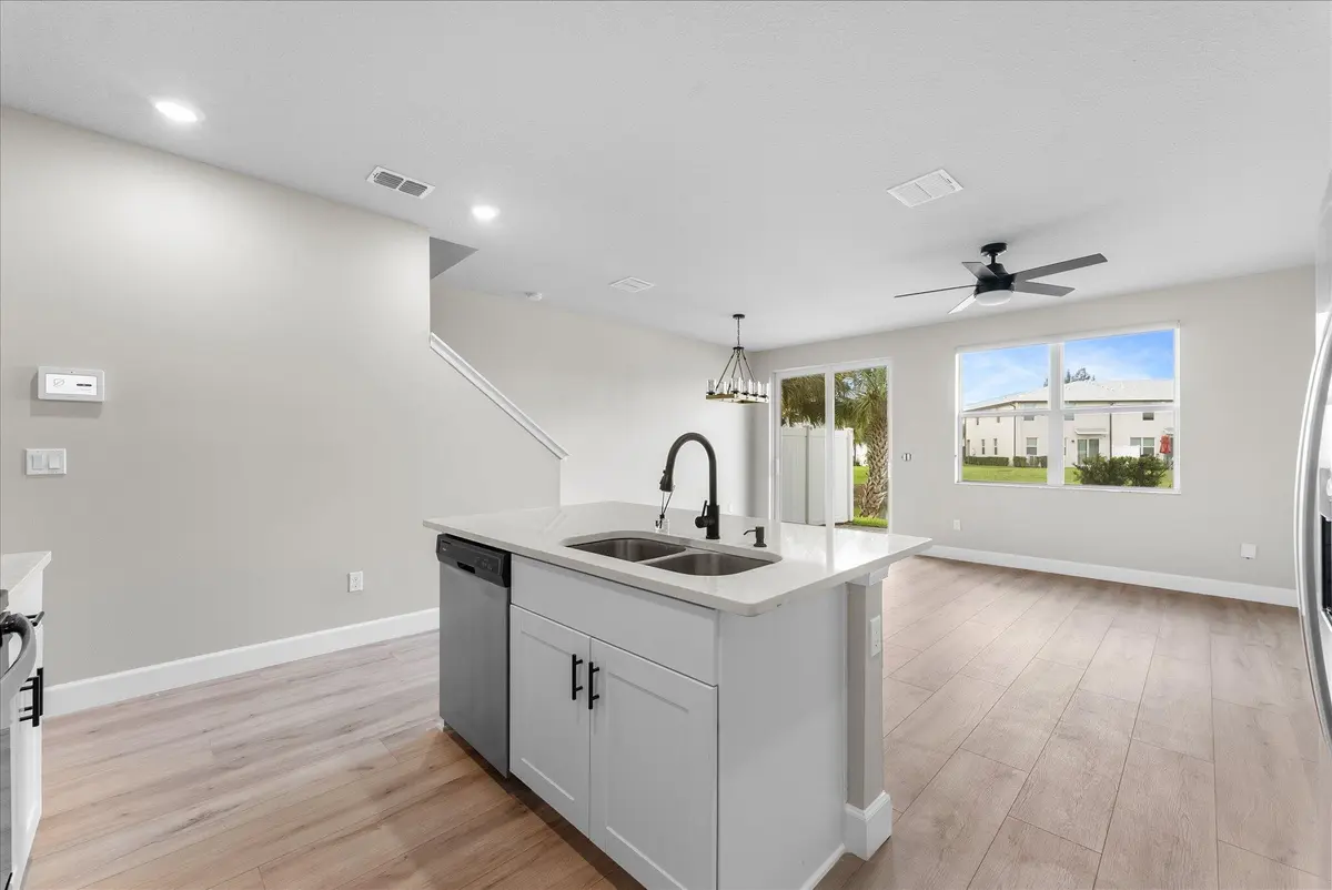 05-5 at 5661 Mentmore Drive, Mangonia Park