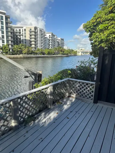 1000 NW N River Drive 16, Miami – Townhouse for sale