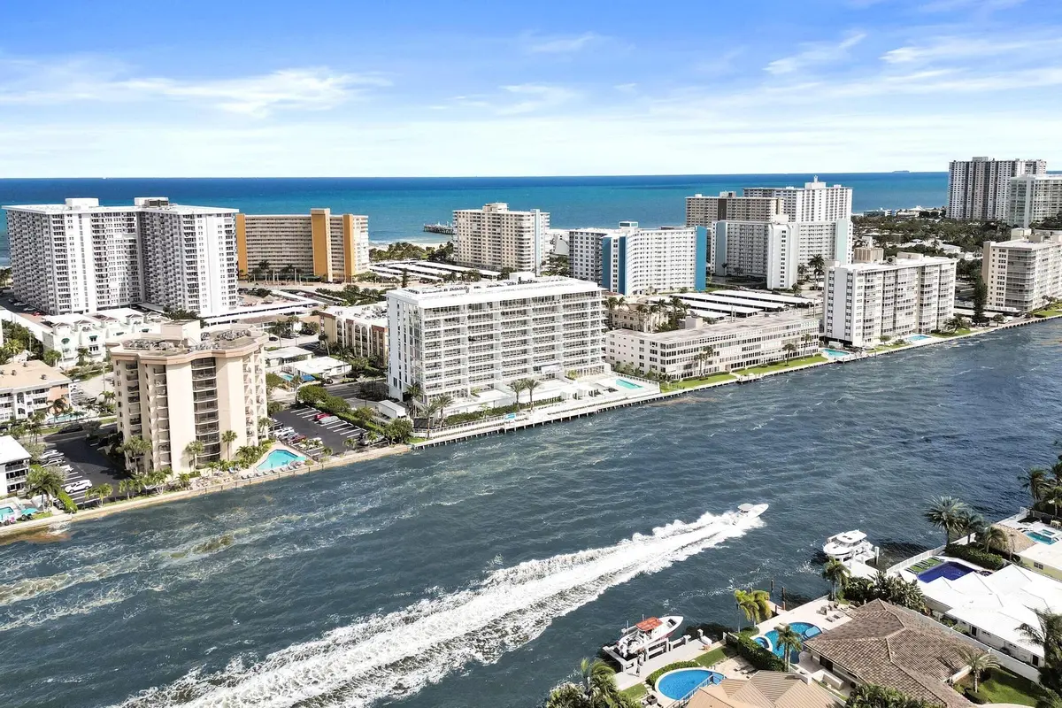 0.2 at 407 N Riverside Drive 203, Pompano Beach
