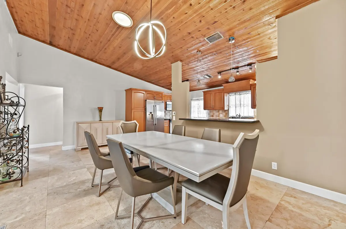 15 Dining room 02 at 263 NW 48th Avenue, Deerfield Beach