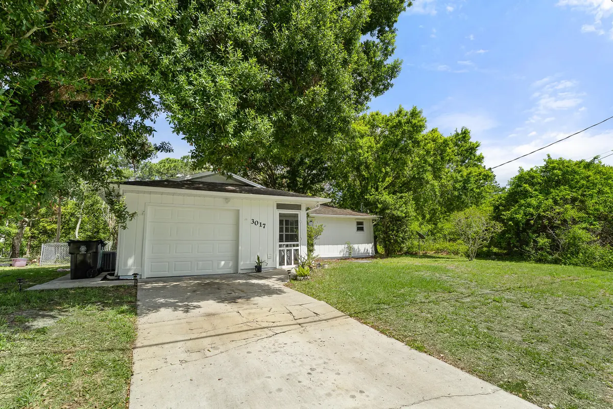 File.4-2 at 3017 SW Collings Drive, Port St. Lucie