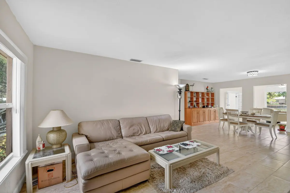 6-web-or-mls-DSC_9284 at 1262 Essex Drive, Wellington