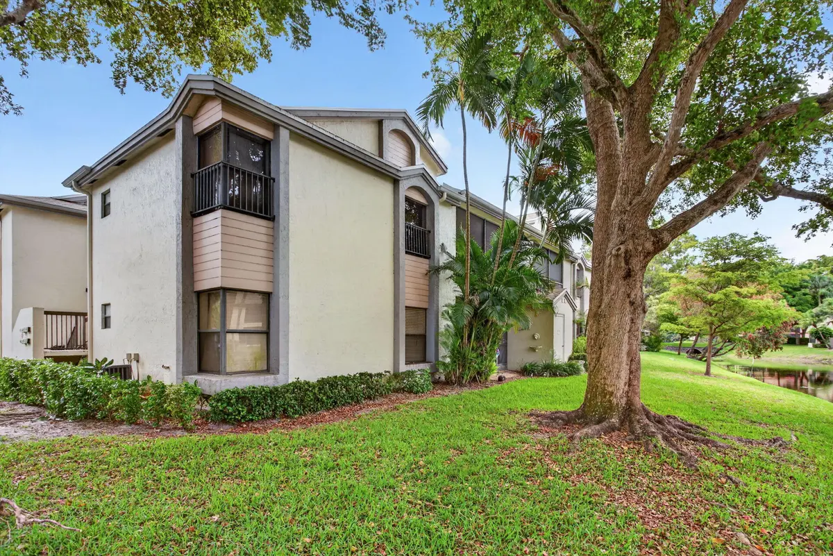 1-web-or-mls-4500-6083 at 4500 Carambola Circle 27305, Coconut Creek