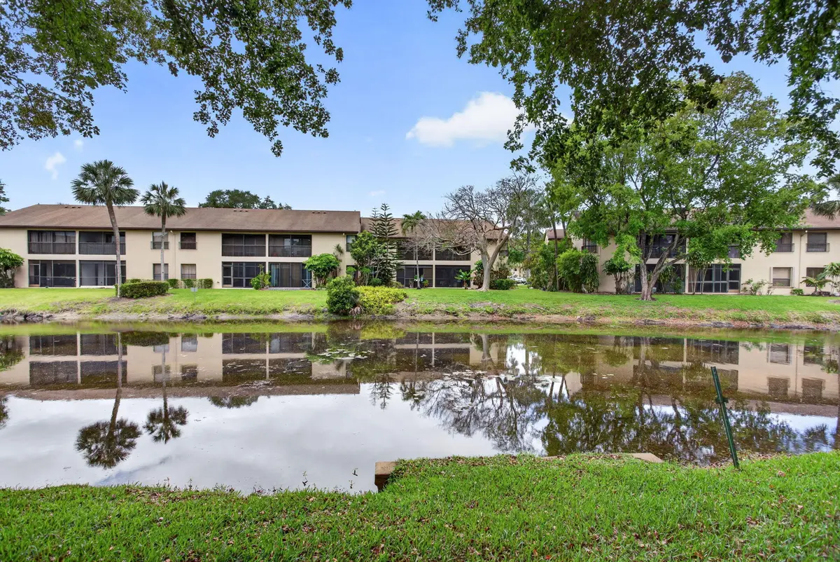 4-web-or-mls-4500-6095 at 4500 Carambola Circle 27305, Coconut Creek