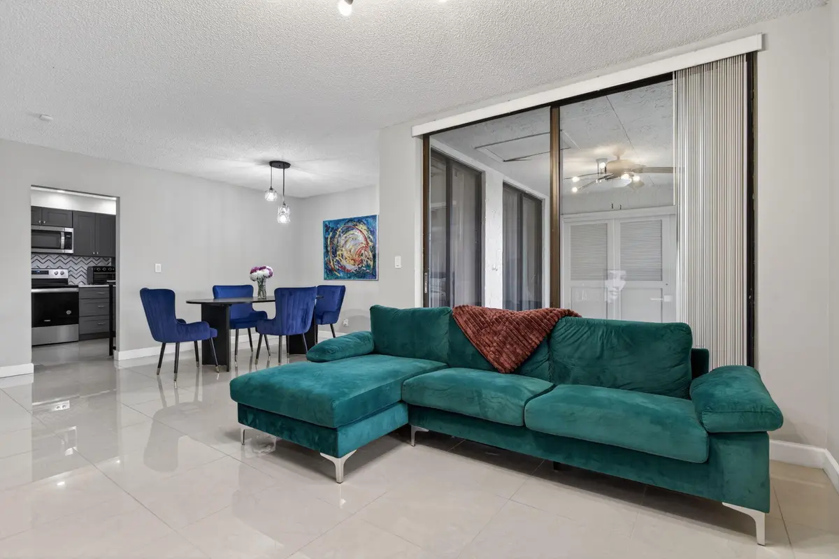 7-web-or-mls-4500-6119 at 4500 Carambola Circle 27305, Coconut Creek