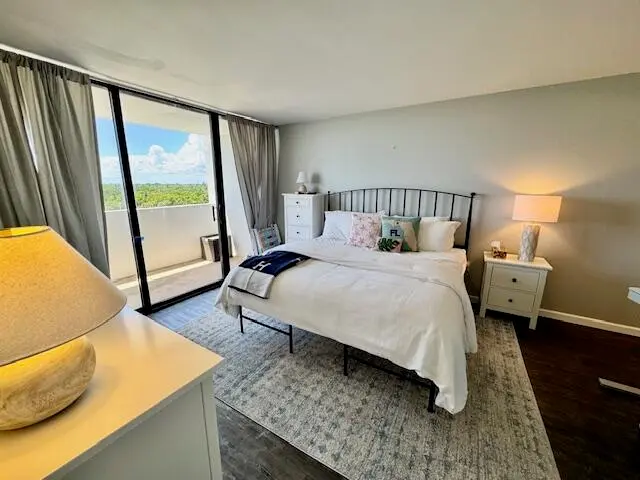 IMG_6671 at 5600 N Flagler Drive 904, West Palm Beach
