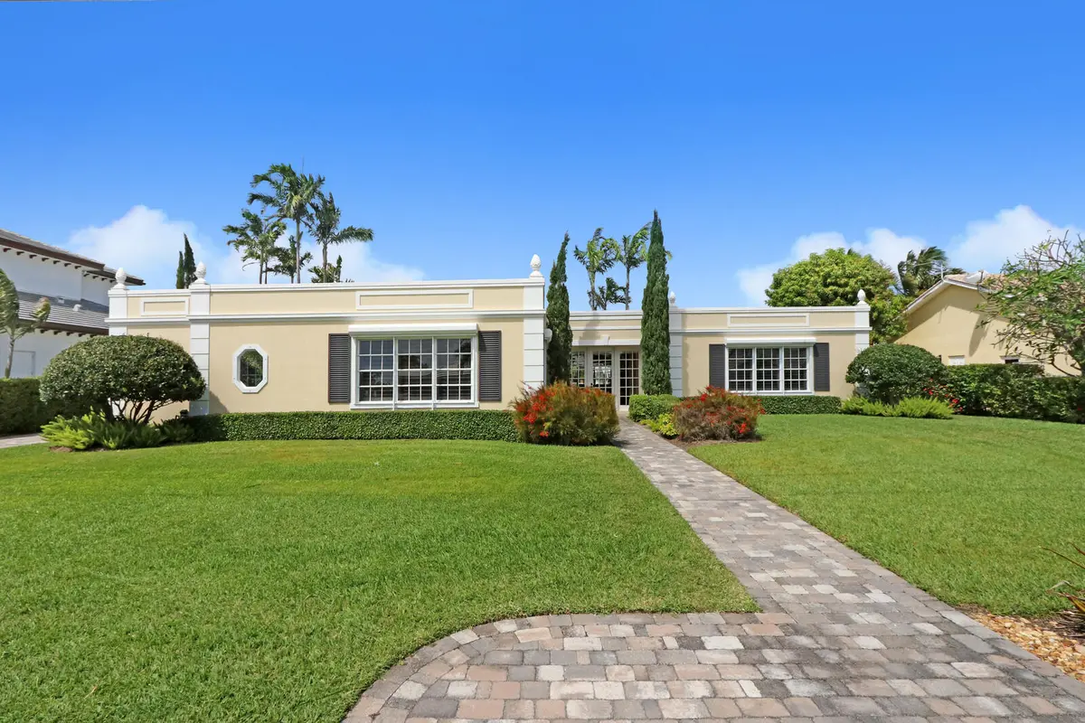 1210 Bimini Lane Image_1_of_30_mls at 1210 Bimini Lane, Singer Island