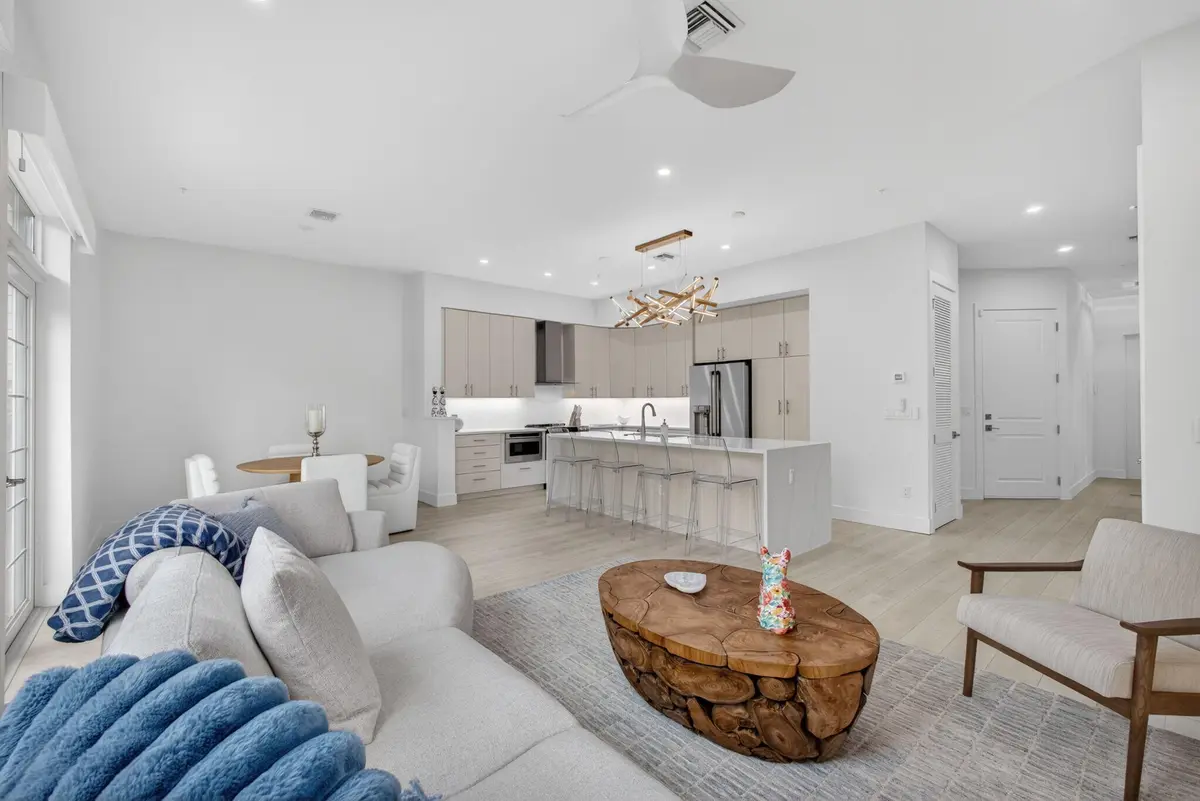 14-web-or-mls-5D1A4379 at 130 Water Pointe Place 7, Jupiter