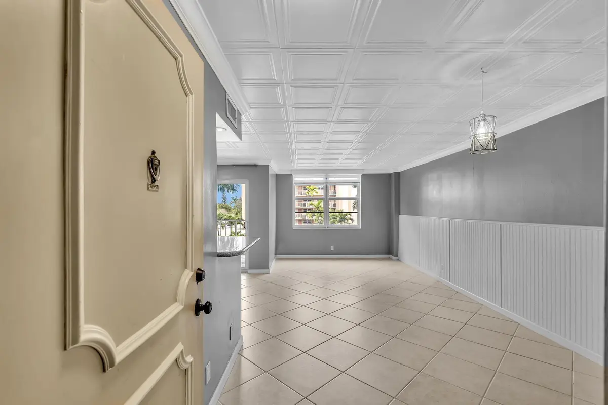 Photo 4 at 1600 SE 15th Street 305, Fort Lauderdale