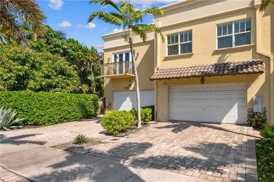 1416 NE 4th Court 1416, Fort Lauderdale – Townhouse for rent