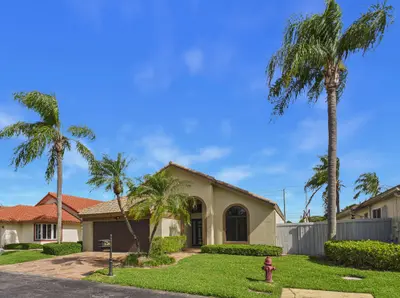 169 Executive Circle, Boynton Beach – sold
