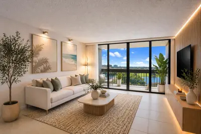 2400 Presidential Way 1005, West Palm Beach – sold