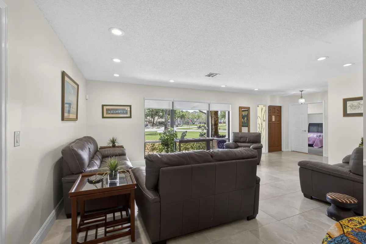 15-web-or-mls-BS1A3057 at 12338 Old Country Road, Wellington