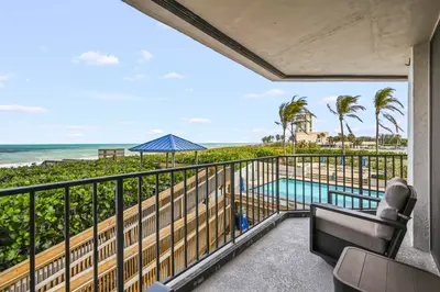 9650 S Ocean Drive 106, Jensen Beach – Condominium for rent