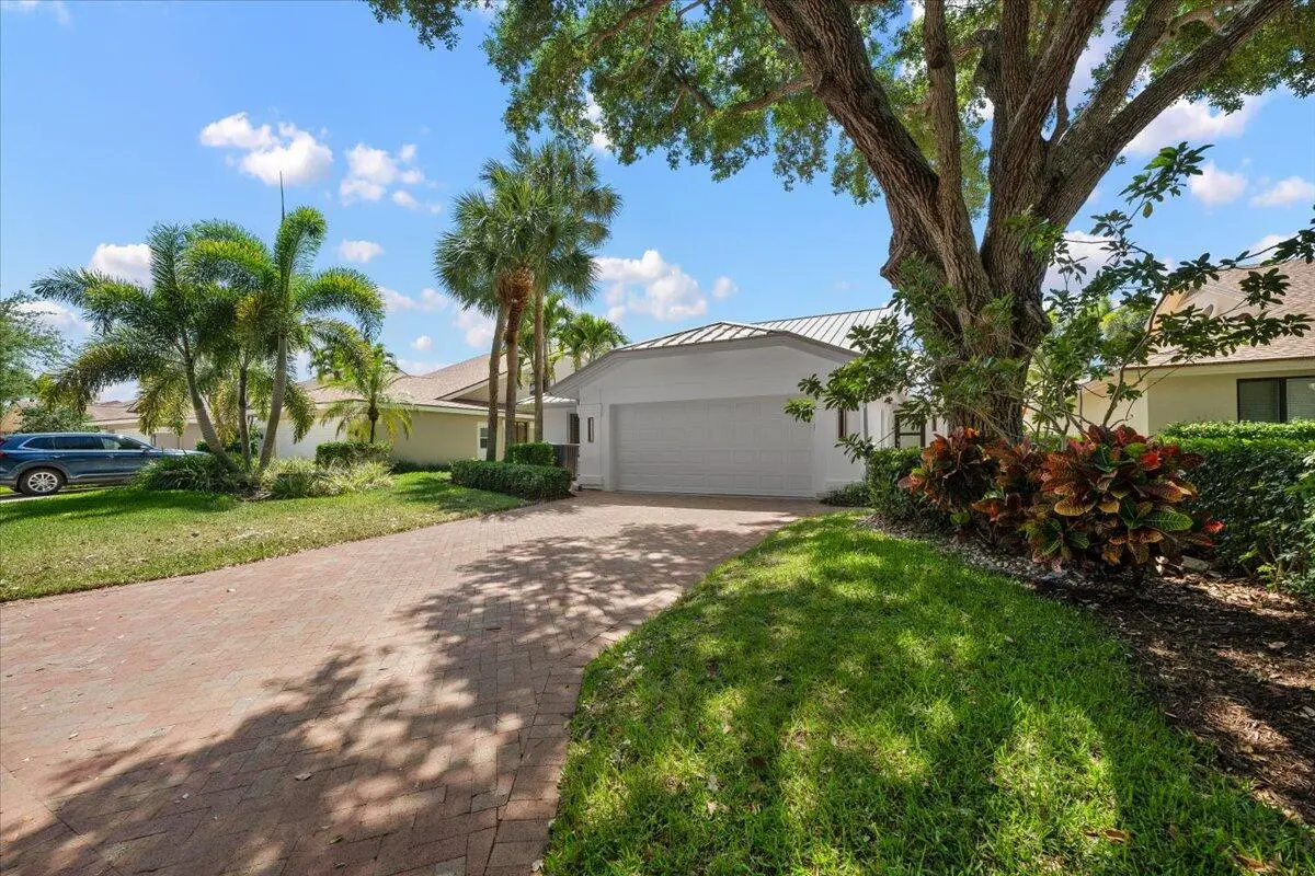 02-LUX_0919 at 422 River Edge Road, Jupiter