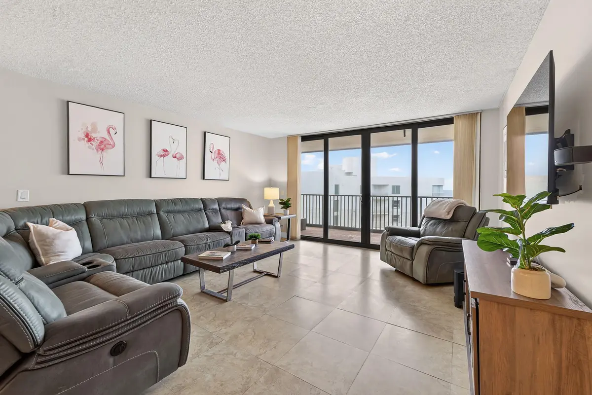 11-web-or-mls-DON01950 at 3610 S Ocean Boulevard 610, South Palm Beach