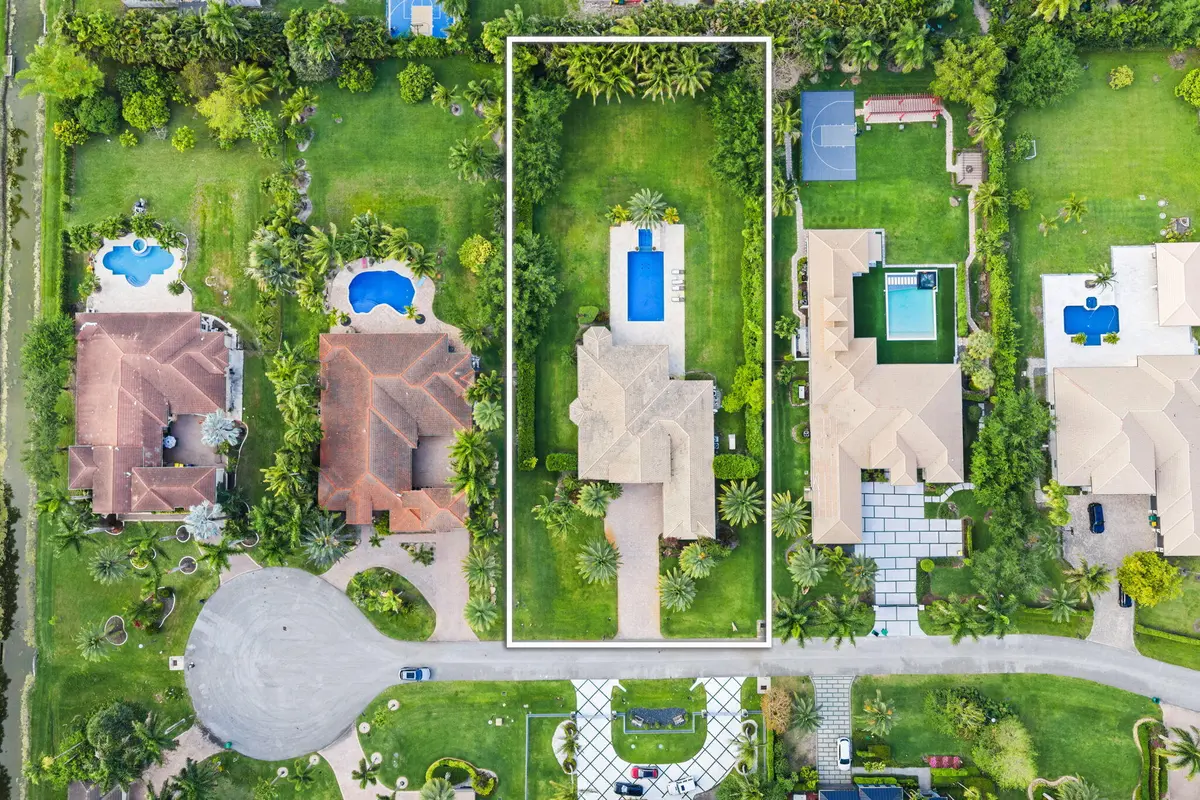 2-web-or-mls-11371-nw-6th-st at 11371 NW 6th Street, Plantation