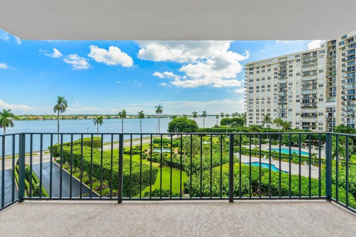 View Balcony at 1701 S Flagler Drive 505, West Palm Beach