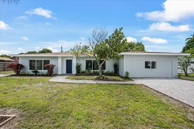 1612 Sherwood Avenue, Mangonia Park – sold