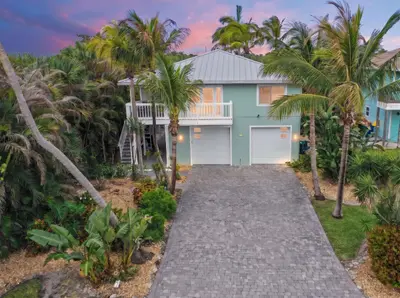 413 Hernando Street, Fort Pierce – Duplex for sale