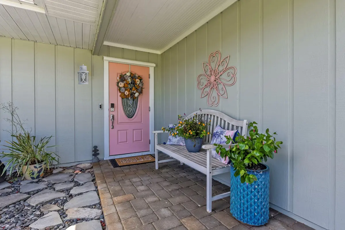 Welcome to 1172 SE Menores Ave at 1172 SE Menores, Port St. Lucie