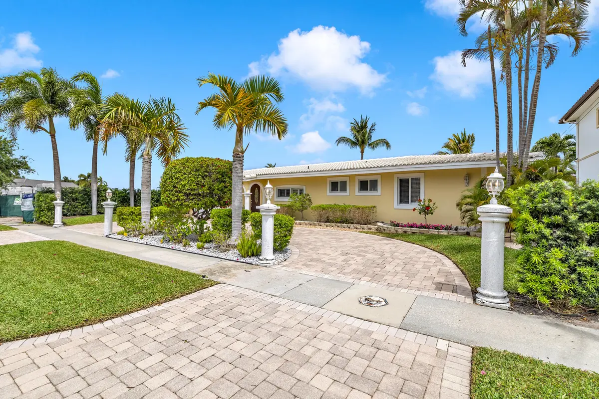 KA-9 at 4920 NE 28th Avenue, Lighthouse Point