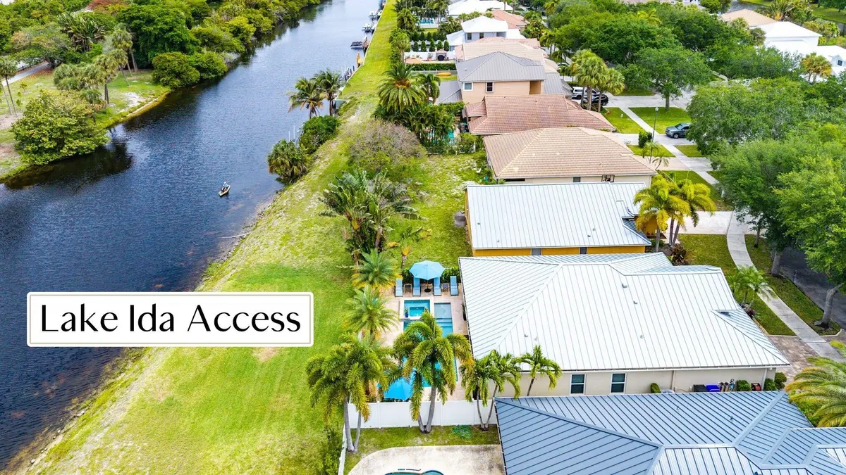 494 Enfield Ct at 494 Enfield Court, Delray Beach