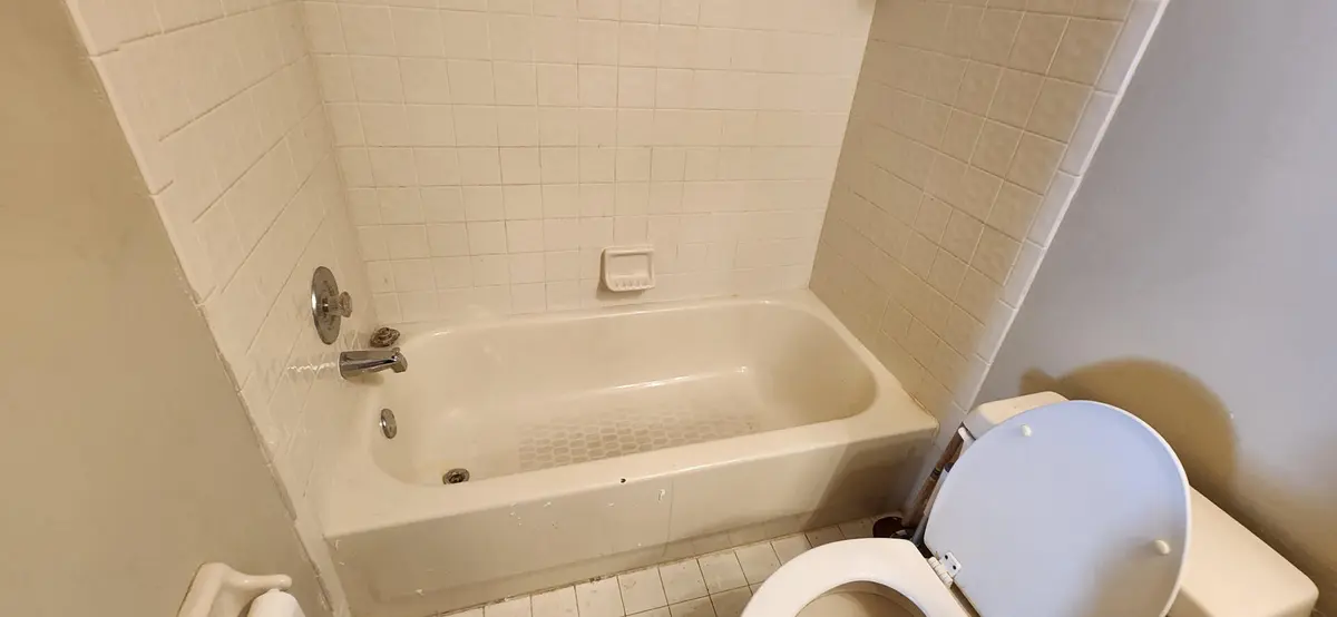 photos_bathrooms_5 at 17932 SW 29th Lane, Miramar